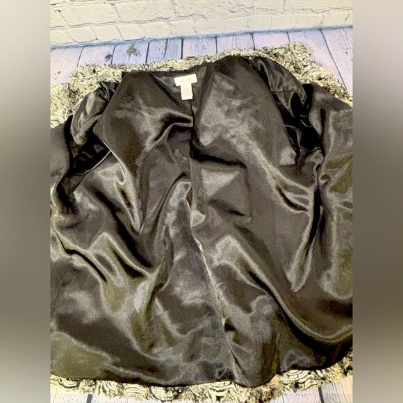 CHICO’S (1) Aimey Gray Black Cream Swirl Soft Faux Fur 3/4 Sleeve Jacket Size 8 - Picture 10 of 12